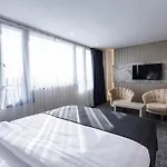 Moss Yenikapi * Isztambul